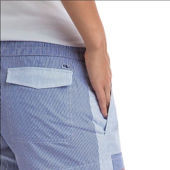 Vineyard Vines mix print shorts w drawstring waist - Picture 4 of 9